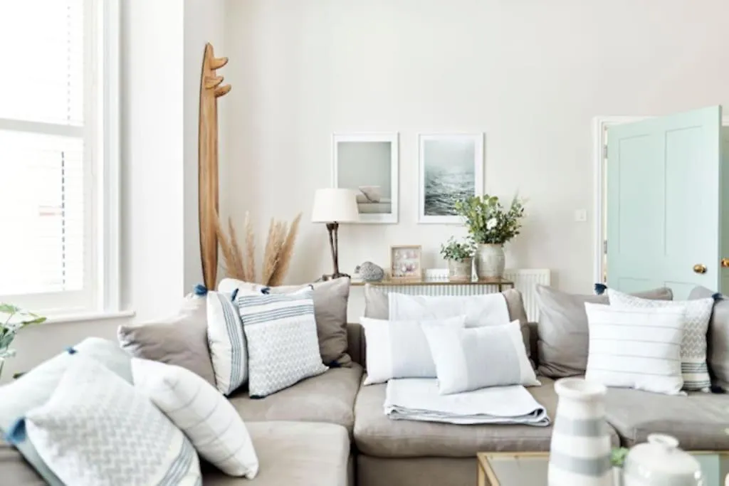 Holiday home The Beach House Sleeps 20 & 4 Mins To The Beach Bournemouth United Kingdom
